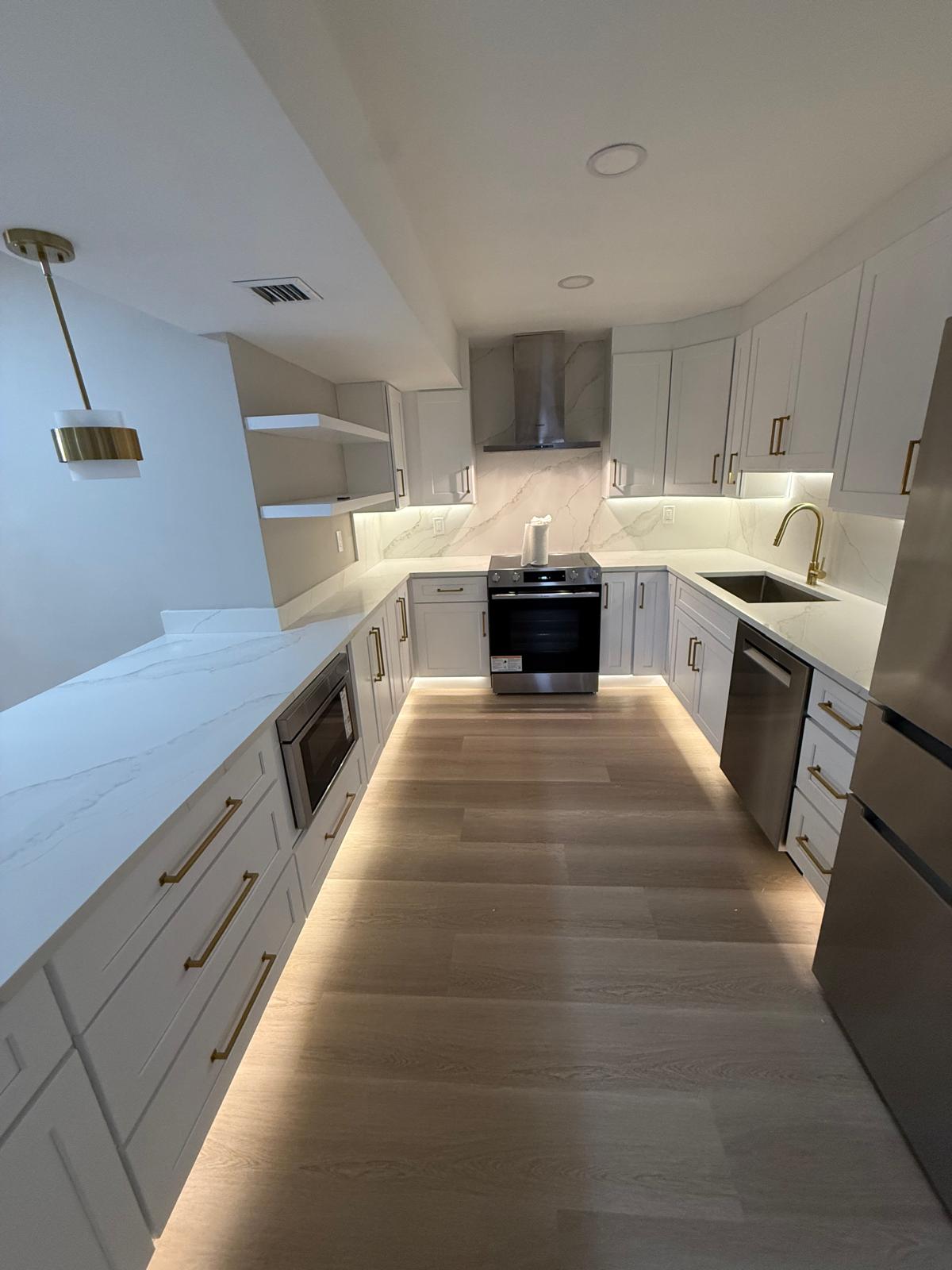 Kitchen remodeling white shaker cabinets Florida